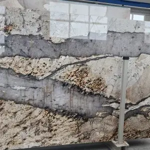 Küchenarbeitsplatten aus Naturstein, Zuschnitt nach Maß, Lieferung und Montage – Bild 30