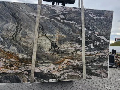Küchenarbeitsplatten aus Naturstein, Zuschnitt nach Maß, Lieferung und Montage – Bild 42
